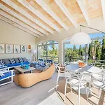 Longa 别墅 波连斯萨